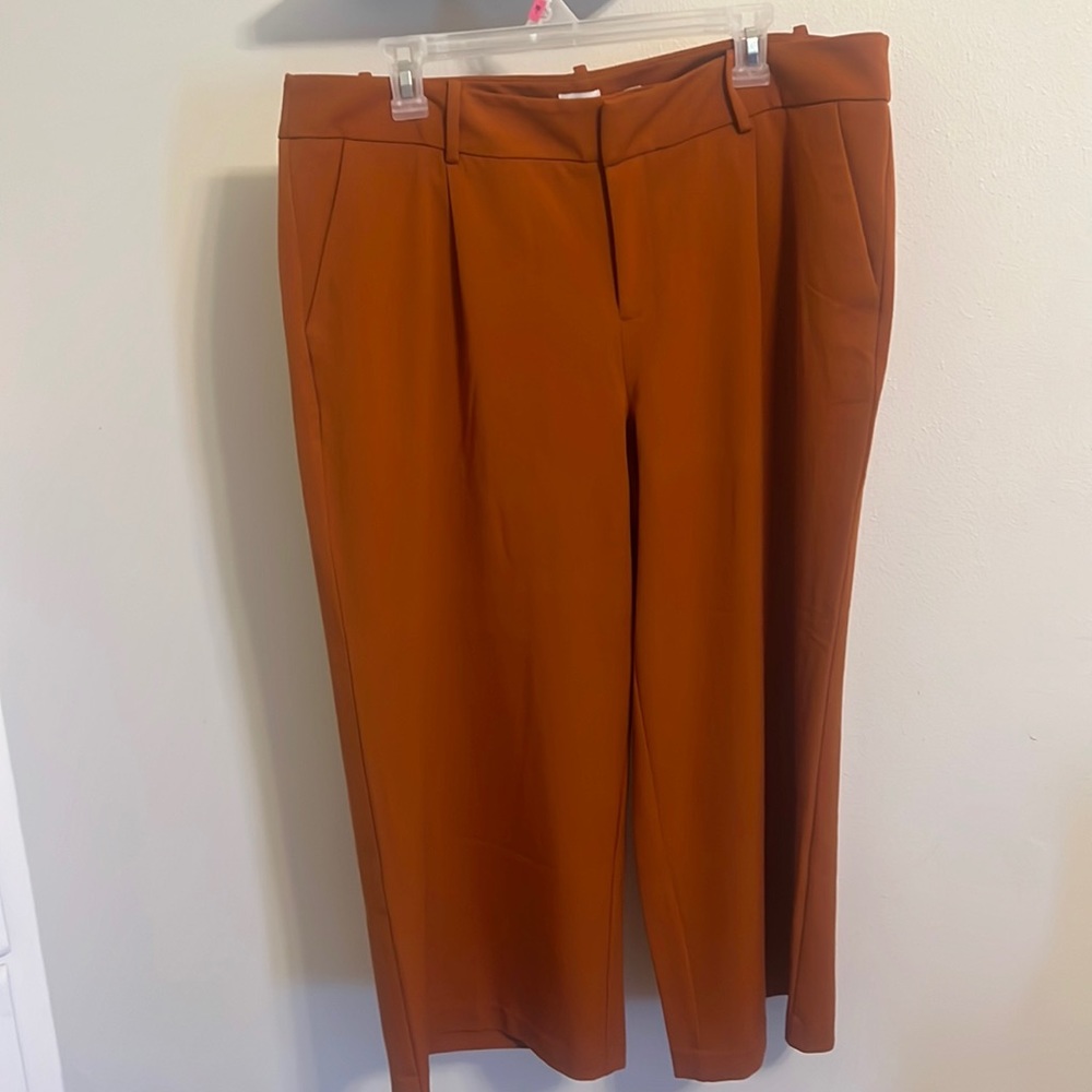 A new day size 16 wide, laying ankle length trousers
